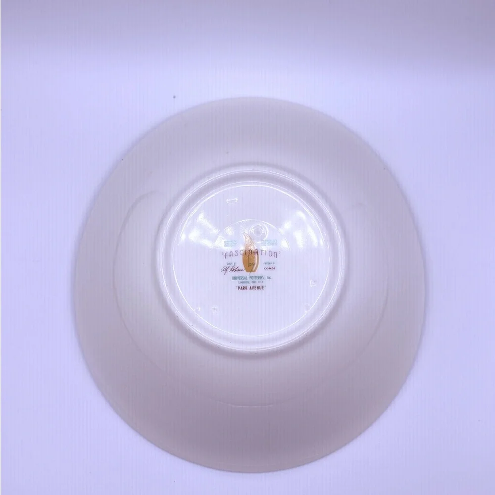 Universal Potteries Fascination Park Avenue Serving Bowl shape by Alf Robson